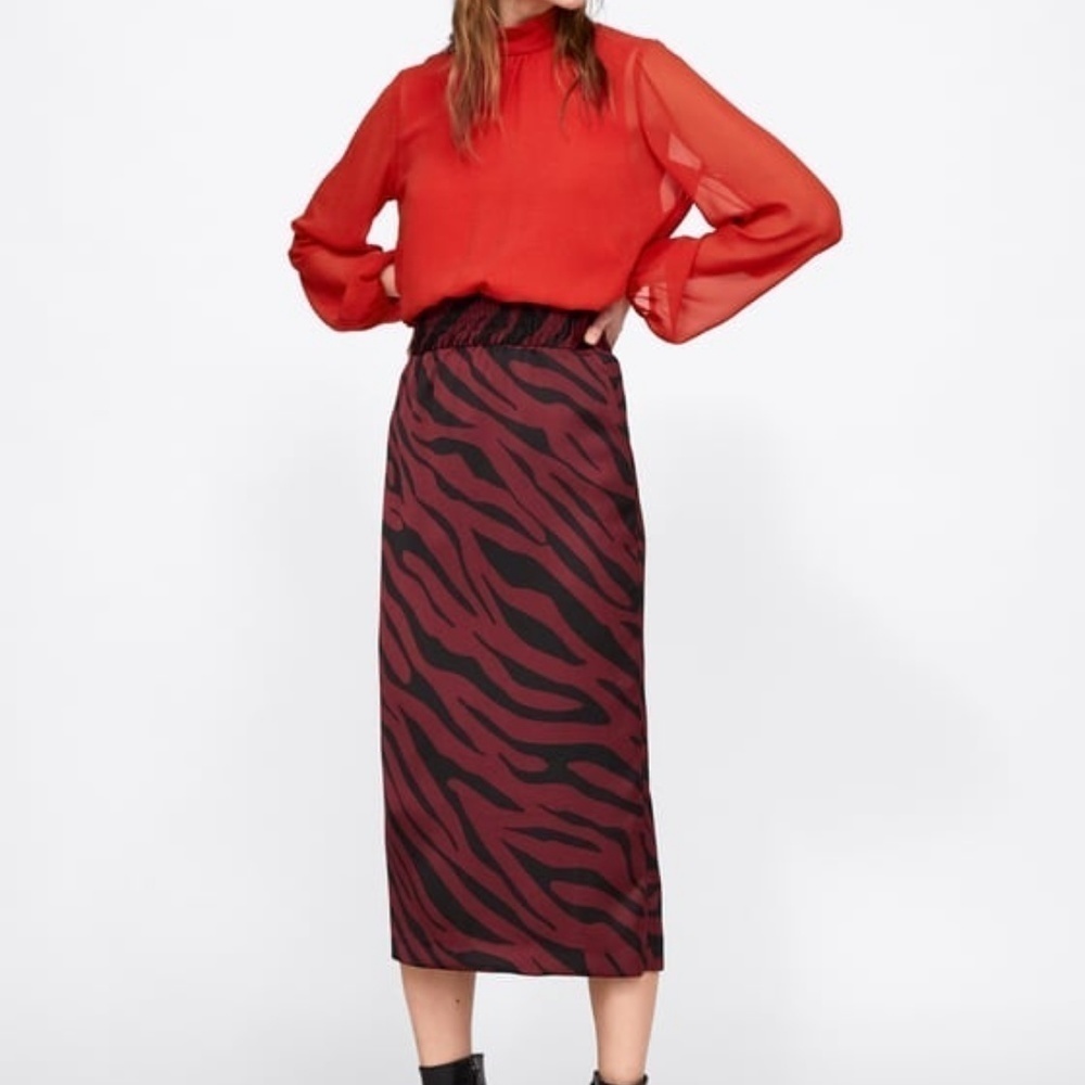 Zara Animal Print Midi Skirt Maroon Black